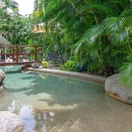 Seascape Holidays - Coral Apartments Port Douglas Eksteriør billede