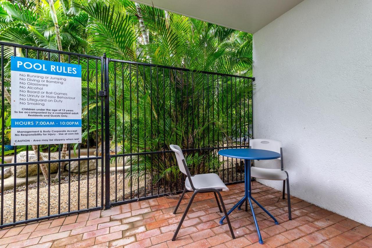 Seascape Holidays - Coral Apartments Port Douglas Eksteriør billede