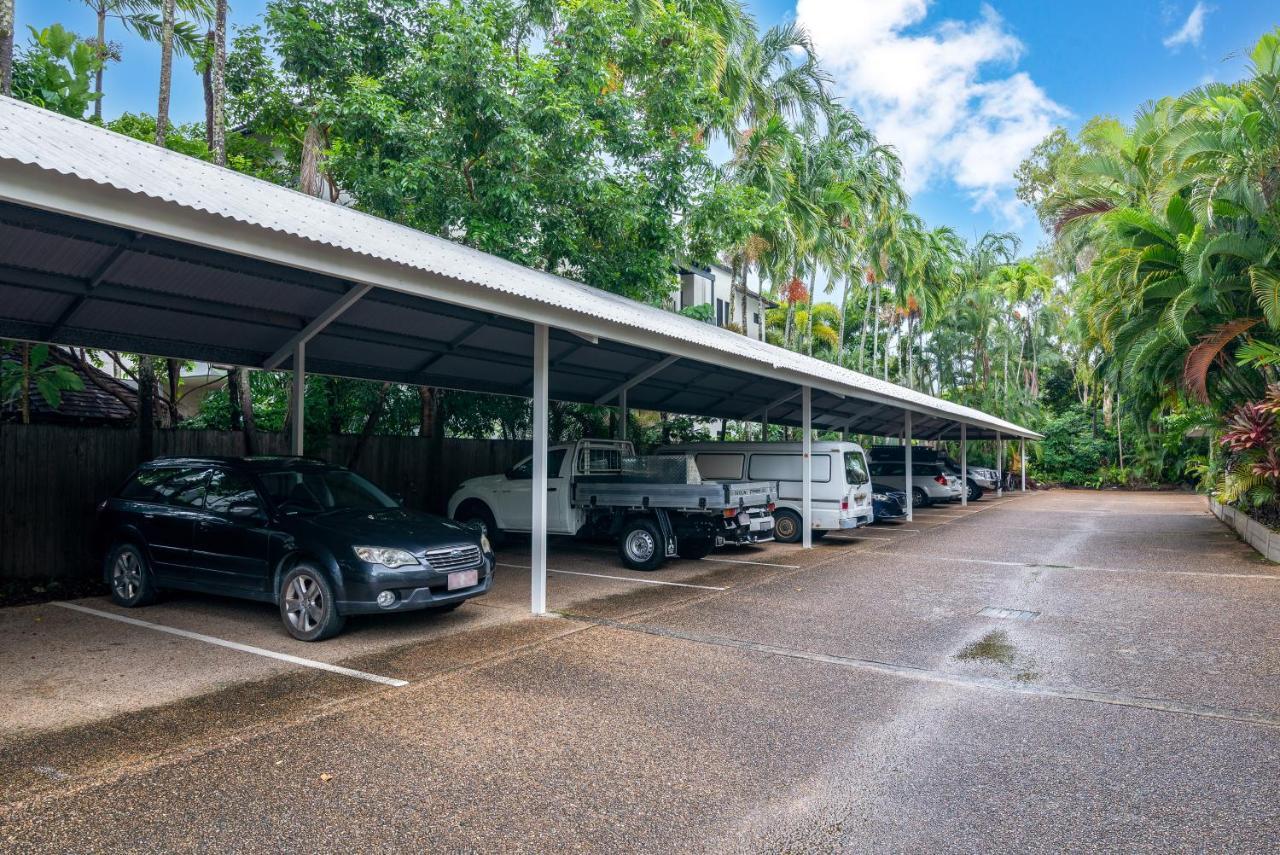 Seascape Holidays - Coral Apartments Port Douglas Eksteriør billede