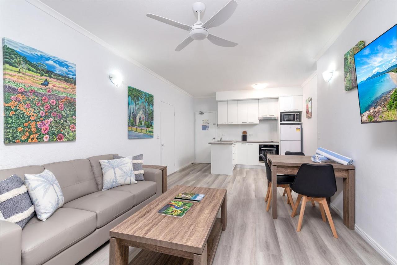 Seascape Holidays - Coral Apartments Port Douglas Eksteriør billede