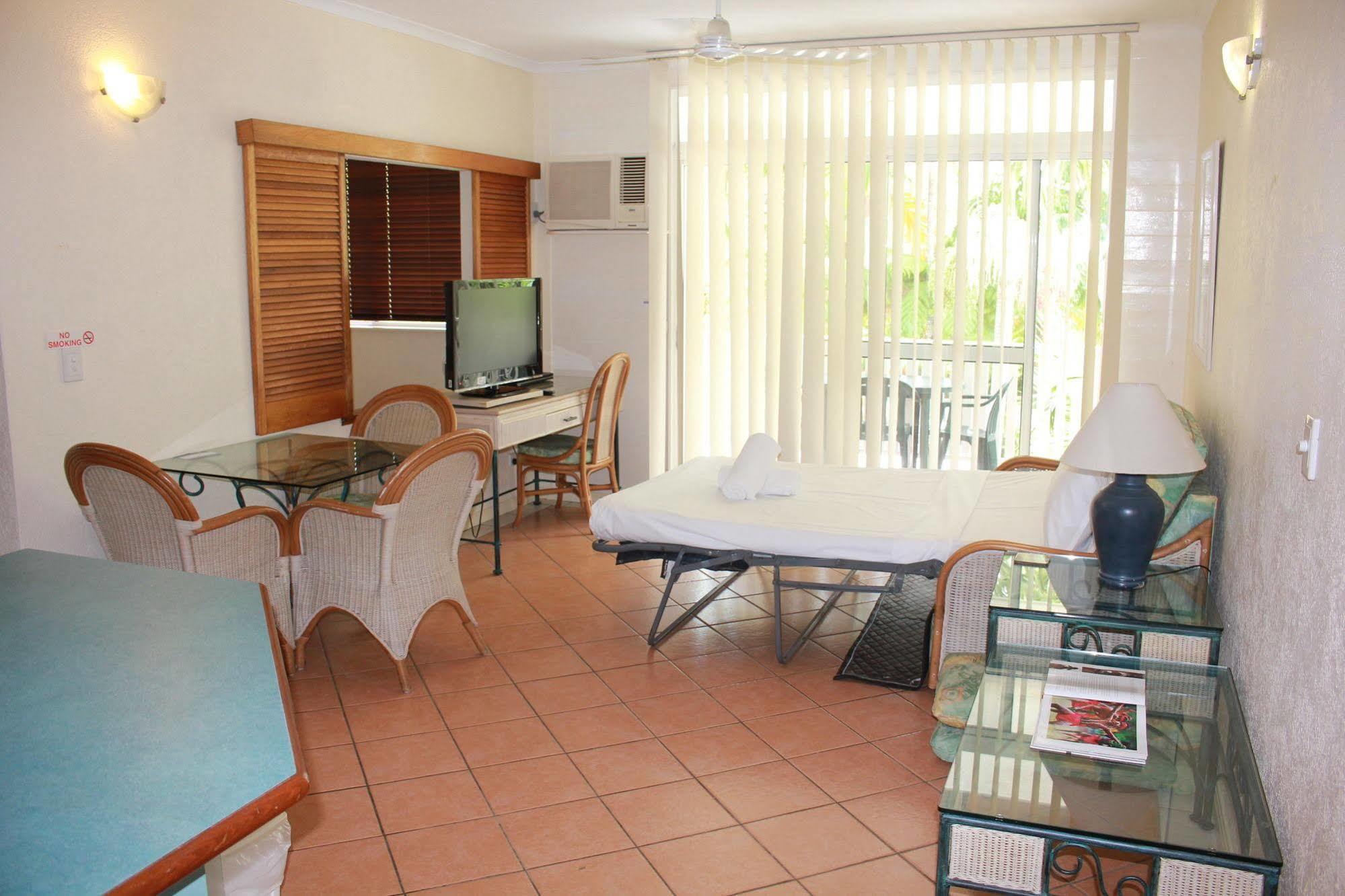 Seascape Holidays - Coral Apartments Port Douglas Eksteriør billede