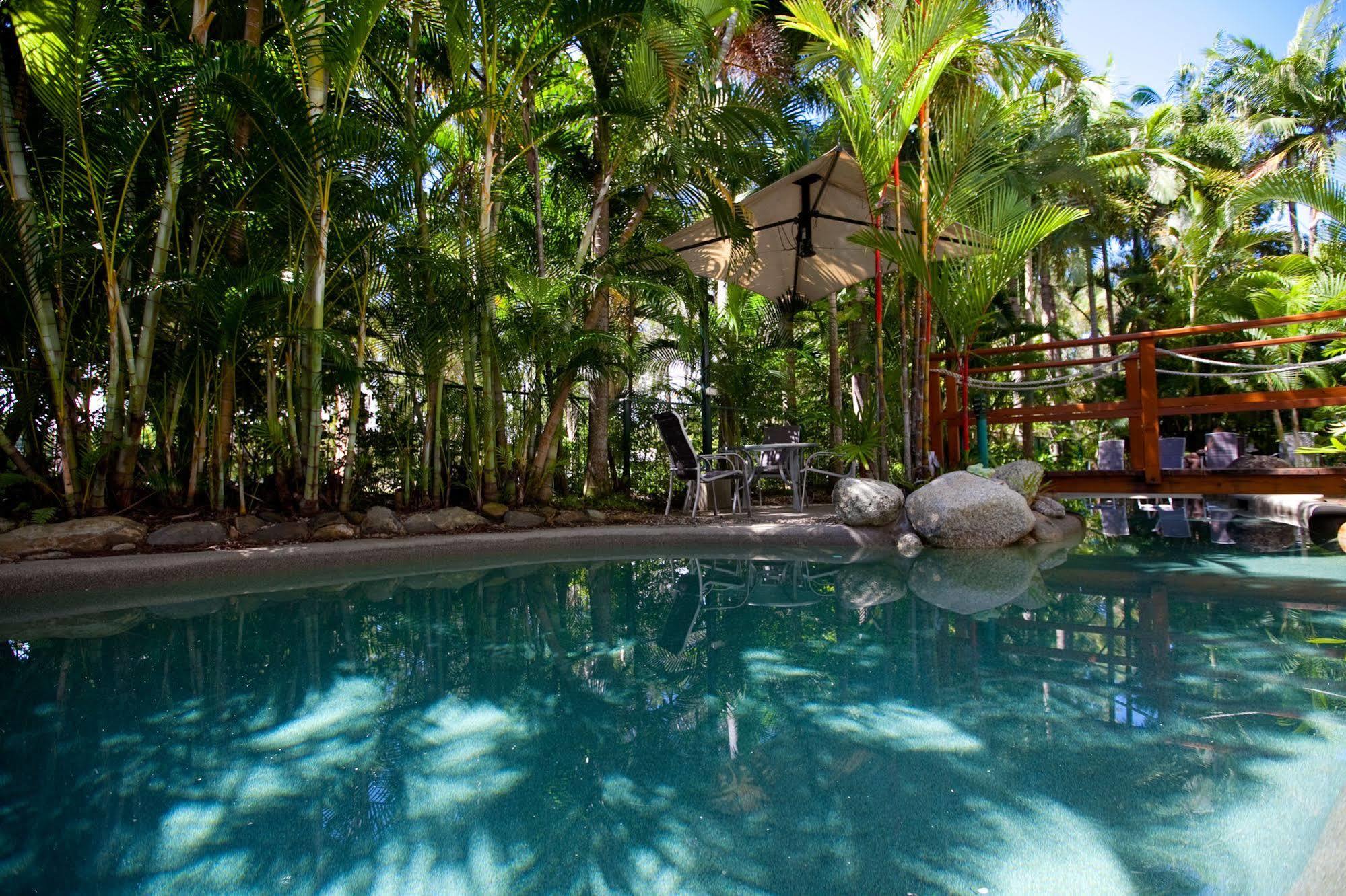 Seascape Holidays - Coral Apartments Port Douglas Eksteriør billede
